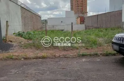 Terreno à venda na Rua Fábio Andrade Cunha, 87, Morada da Colina, Uberlândia