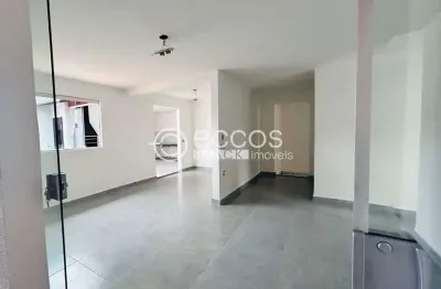 Casa à venda, 3 quartos, 1 suíte, 2 vagas, santa mônica - uberlândia/mg