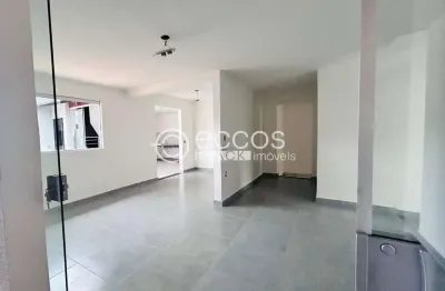 Casa à venda, 3 quartos, 1 suíte, 2 vagas, santa mônica - uberlândia/mg