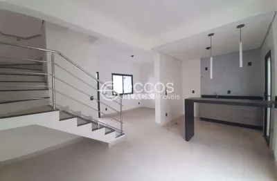Casa para aluguel, 3 quartos, 1 suíte, 2 vagas, aclimação - uberlândia/mg