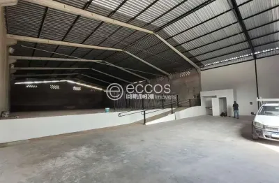 Barracão / Galpão / Depósito para alugar na Rua Pedro Ivo, 626, Marta Helena, Uberlândia