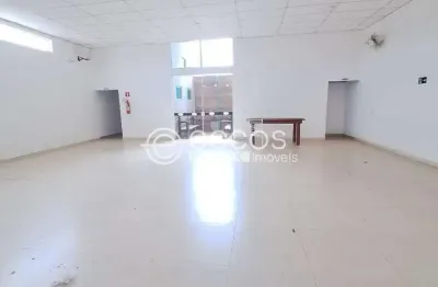 Barracão / Galpão / Depósito para alugar na Rua Joaquim Barbosa, Amorim, Araguari