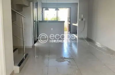 Casa para aluguel, 3 quartos, 3 suítes, 2 vagas, aclimação - uberlândia/mg