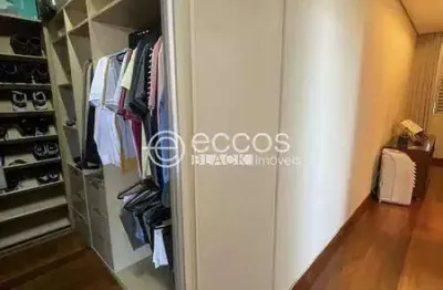 Cobertura à venda, 4 quartos, 1 suíte, 3 vagas, savassi - belo horizonte/mg