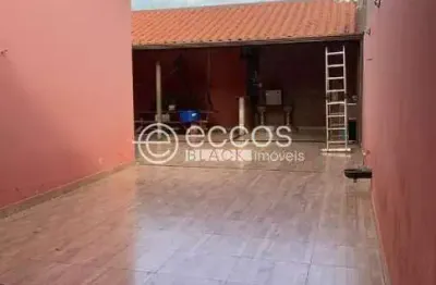 Casa para aluguel, 2 quartos, 1 suíte, 3 vagas, jardim canaã - uberlândia/mg