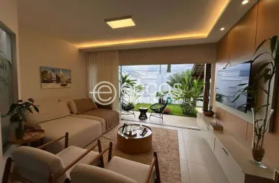 Casa à venda, 3 quartos, 1 suíte, 2 vagas, granada - uberlândia/mg