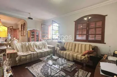 Casa à venda, 4 quartos, 1 suíte, 3 vagas, santa lúcia - belo horizonte/mg