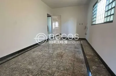Casa para aluguel, 3 quartos, 1 suíte, 3 vagas, maria eugênia - araguari/mg