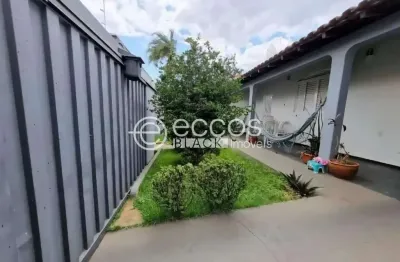 Casa para aluguel, 3 quartos, 1 suíte, 2 vagas, cidade jardim - uberlândia/mg