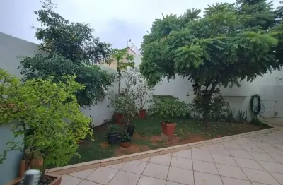 Casa à venda, 3 quartos, 1 suíte, santa mônica - uberlândia/mg