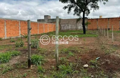 Terreno à venda na Avenida Ministro Homero Santos, 77, Shopping Park, Uberlândia