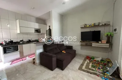 Casa à venda, 2 quartos, 2 vagas, são jorge - uberlândia/mg