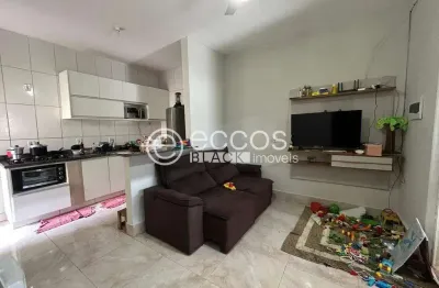 Casa com 2 quartos à venda na Rua Serra Pacaraíma, 898, São Jorge, Uberlândia