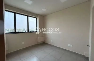 Sala comercial à venda na Avenida Rondon Pacheco, 5826, Tibery, Uberlândia