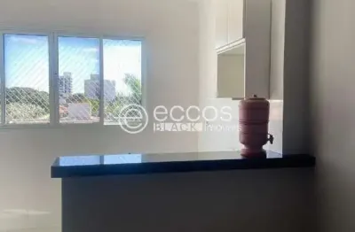 Apartamento à venda, 2 quartos, 1 vaga, segismundo pereira - uberlândia/mg