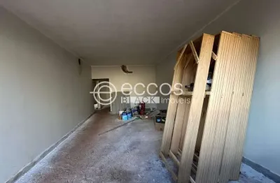 Casa à venda, 3 quartos, 1 suíte, 2 vagas, vigilato pereira - uberlândia/mg
