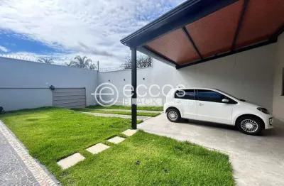 Casa à venda, 3 quartos, 1 suíte, 2 vagas, Vigilato Pereira - Uberlândia/MG