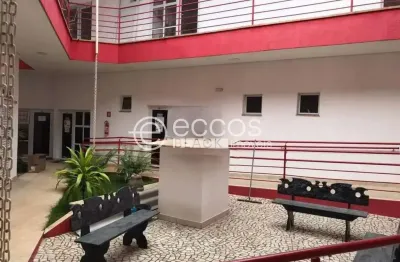 Sala comercial para alugar na Rua João Guimarães Naves, 1338, Tibery, Uberlândia