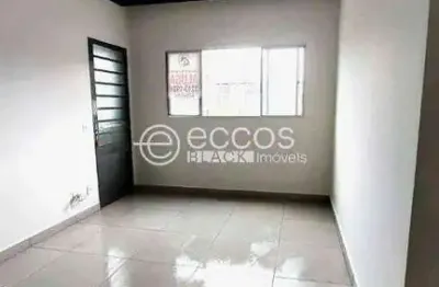 Apartamento à venda, 2 quartos, 1 suíte, 1 vaga, granada - uberlândia/mg