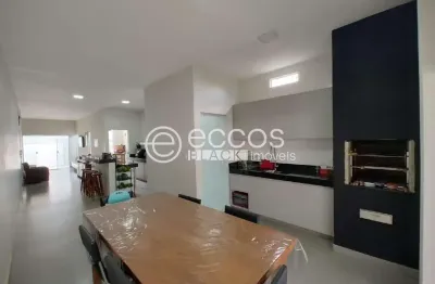 Casa para aluguel, 3 quartos, 1 suíte, 2 vagas, tibery - uberlândia/mg