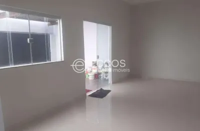 Casa à venda, 2 quartos, 1 suíte, 2 vagas, jardim milani - araguari/mg