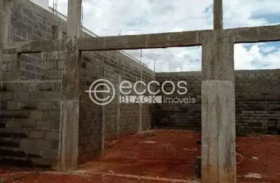 Terreno à venda na Rua das Gabirobas, Jardim Sucupira, Uberlândia