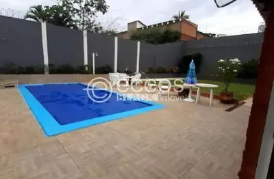 Casa à venda, 4 quartos, 2 suítes, 4 vagas, cidade jardim - uberlândia/mg