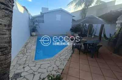 Casa à venda, 4 quartos, 2 suítes, 3 vagas, jardim são bento - uberaba/mg