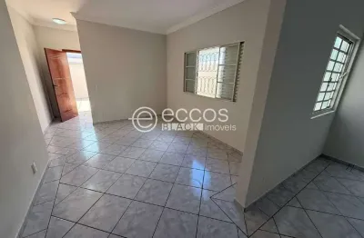 Casa para aluguel, 3 quartos, 1 suíte, 3 vagas, vigilato pereira - uberlândia/mg