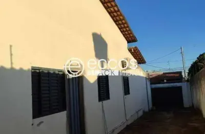 Casa à venda, 3 quartos, 1 suíte, 2 vagas, industrial - araguari/mg