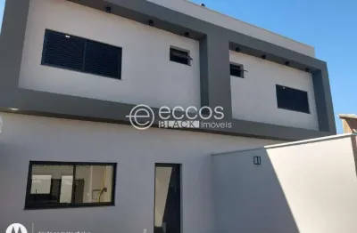 Casa à venda, 3 quartos, 1 suíte, 2 vagas, novo mundo - uberlândia/mg