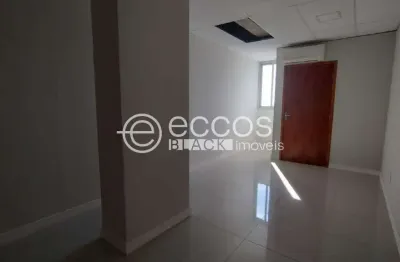 Sala comercial para alugar na Avenida Vasconcelos Costa, 1063, Martins, Uberlândia