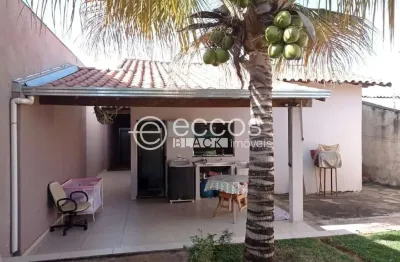 Casa à venda, 2 quartos, 2 vagas, jardim canaã - uberlândia/mg