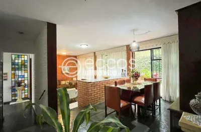 Casa à venda, 4 quartos, 2 suítes, 3 vagas, comiteco - belo horizonte/mg