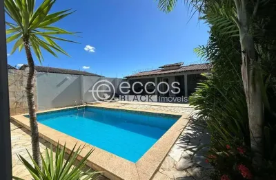 Casa à venda, 3 quartos, 1 suíte, 4 vagas, presidente roosevelt - uberlândia/mg