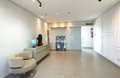 Sala comercial para alugar na Rua Guatemala, 191, Tibery, Uberlândia