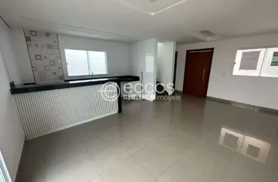 Casa em condomínio para aluguel, 3 quartos, 1 suíte, 2 vagas, tubalina - uberlândia/mg