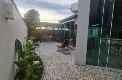 Casa em condomínio à venda, 5 quartos, 4 suítes, 2 vagas, aclimação - uberlândia/mg