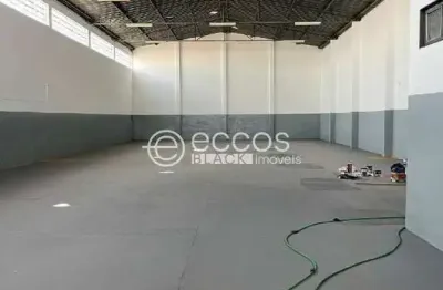 Barracão / Galpão / Depósito para alugar na Avenida Afonso Pena, 4378, Umuarama, Uberlândia