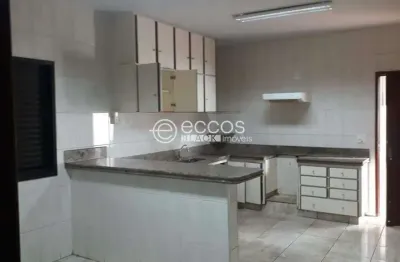 Casa à venda, 7 quartos, 1 suíte, 4 vagas, cidade jardim - uberlândia/mg