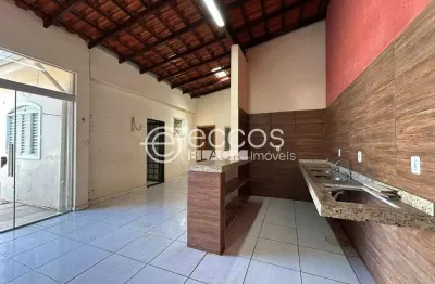 Casa à venda, 5 quartos, 2 suítes, 4 vagas, santa mônica - uberlândia/mg