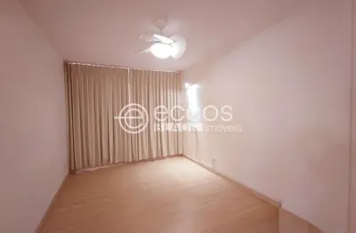 Apartamento à venda, 3 quartos, 1 suíte, centro - uberlândia/mg
