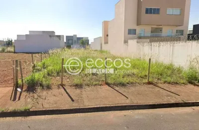 Terreno à venda na Rua Santina Zanatta, 70, Novo Mundo, Uberlândia