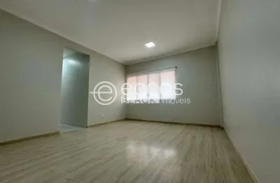 Apartamento à venda, 3 quartos, 1 vaga, presidente roosevelt - uberlândia/mg