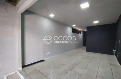 Sala comercial para alugar na Avenida Leopoldino de Oliveira, Centro, Uberaba
