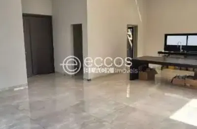 Casa à venda, 3 quartos, 3 suítes, 2 vagas, jardim sul - uberlândia/mg