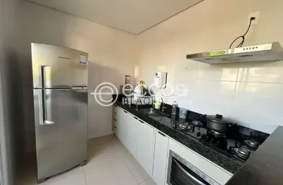 Apartamento à venda, 2 quartos, 1 suíte, 1 vaga, santa mônica - uberlândia/mg
