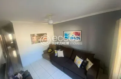 Casa em condomínio à venda, 3 quartos, 1 suíte, 2 vagas, minas gerais - uberlândia/mg