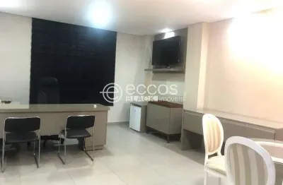 Sala comercial para alugar na Rua Guatemala, 176, Tibery, Uberlândia