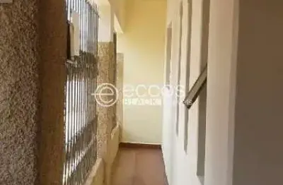 Casa com 3 quartos à venda na Rua Alaor Gomes, 192, Boa Vista, Uberaba
